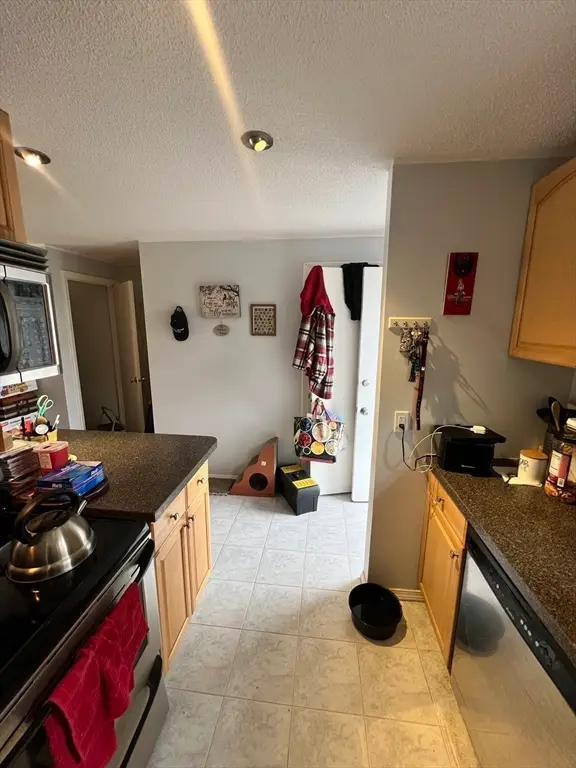 55 Empire St #52, Chicopee, MA 01013 - #3