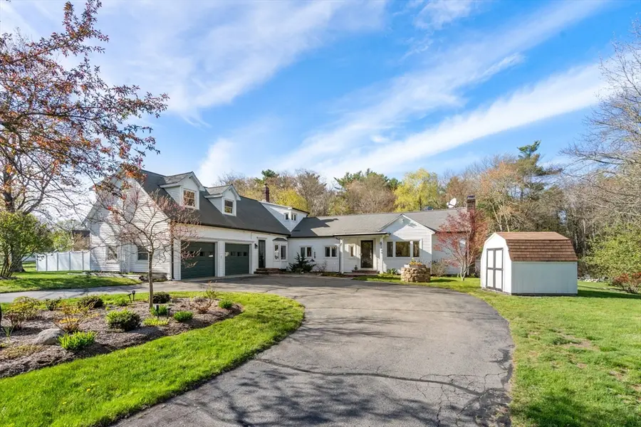 266 Willow St, Mansfield, MA 02048 - #2