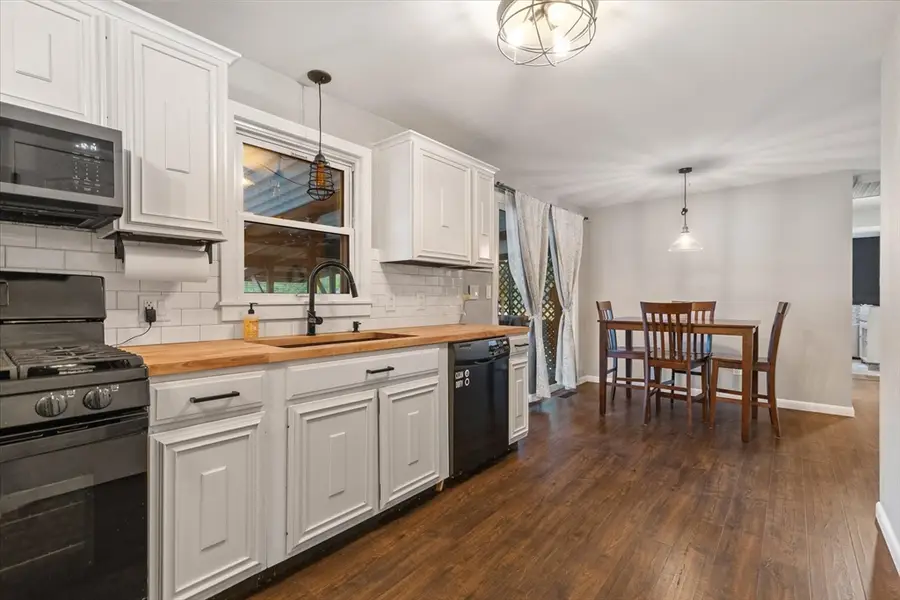 44 Lower Westfield Rd, Holyoke, MA 01040 - #3