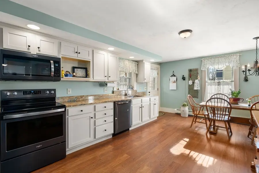 28-30 Brook St, Whitinsville, MA 01588 - #3