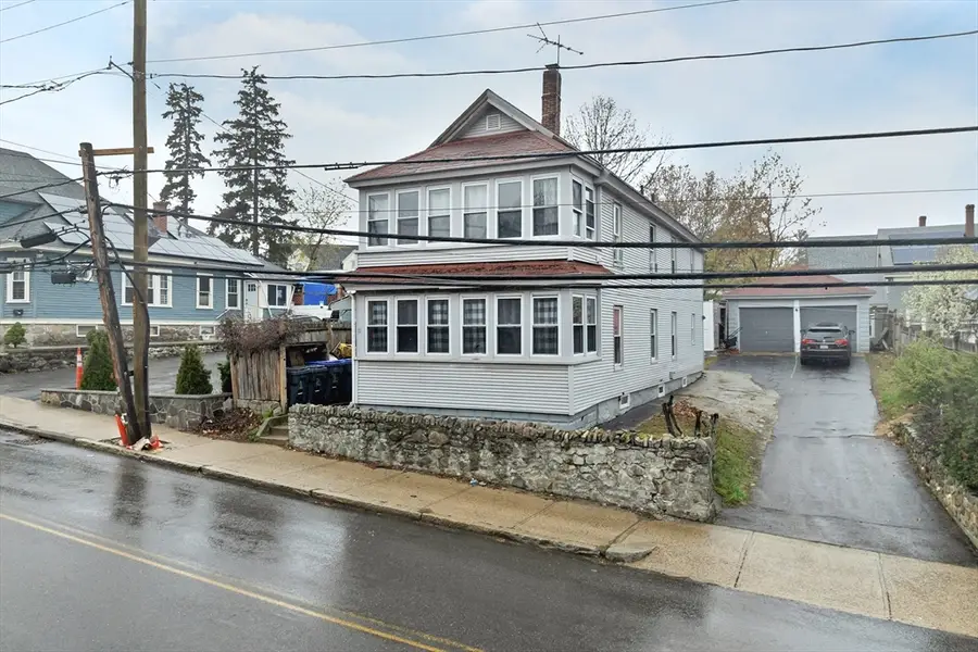 11 Oakland Ave, Methuen, MA 01844 - #2