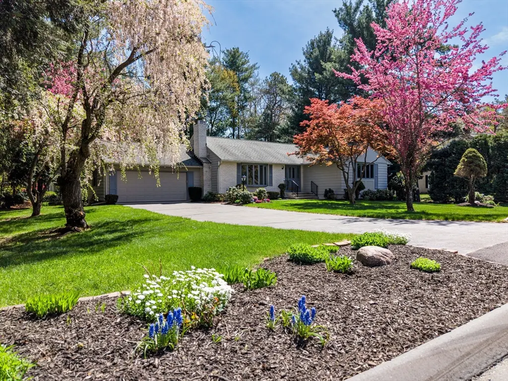 69 Cherry Ln, Longmeadow, MA 01106 - #1