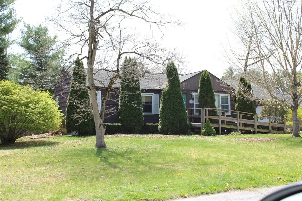 158 Woodcrest Rd, Springfield, MA 01029 - #1