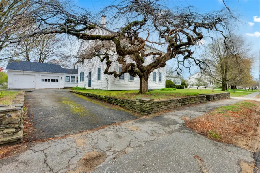 82 Petersham Rd, Hardwick, MA 01037 - #2