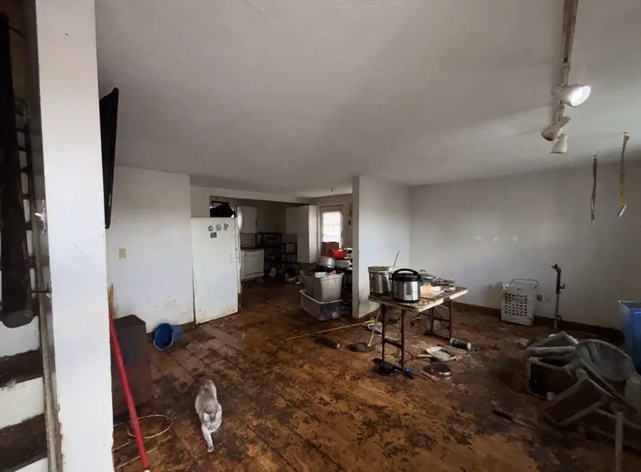 51 First St, Dracut, MA 01826 - #3