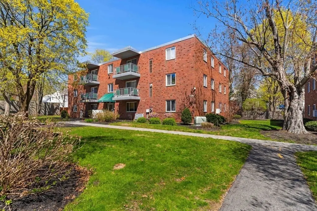 302 Commercial St #21, Braintree, MA 02184 - #1