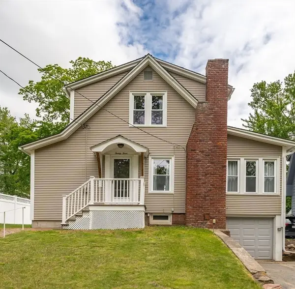 23 Berwick Road, Longmeadow, MA 01106