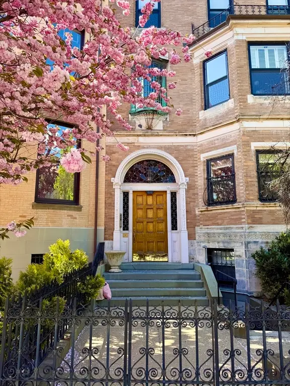 414 Beacon St #PH4, Boston, MA 02115 - #2