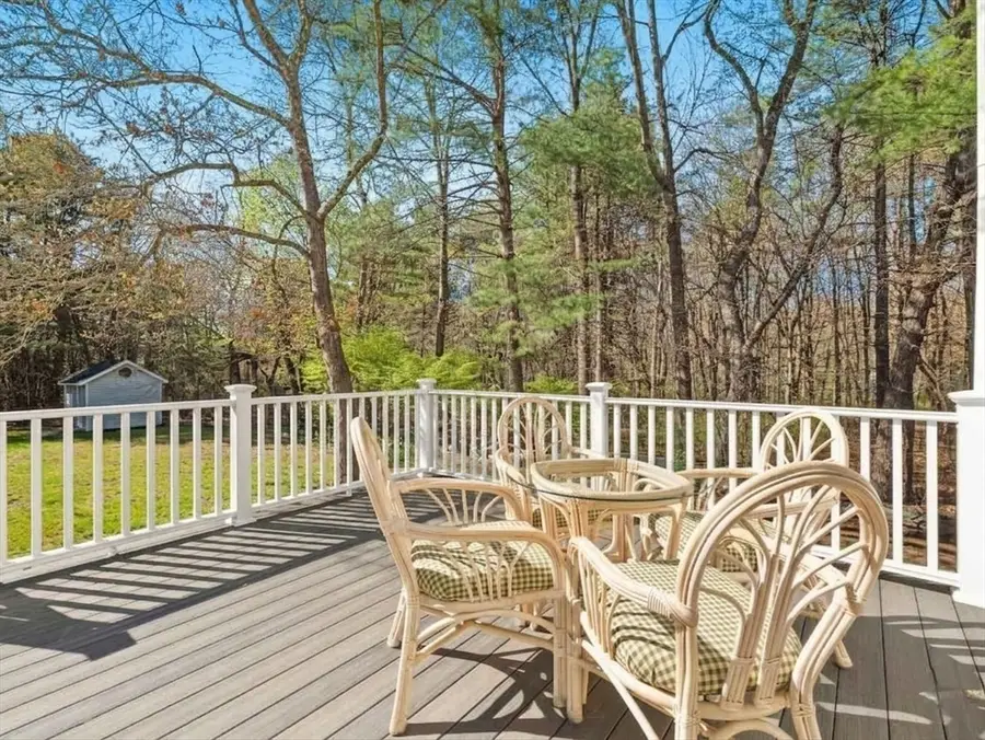 25 Fletcher Drive, Pelham, NH 03076 - #3