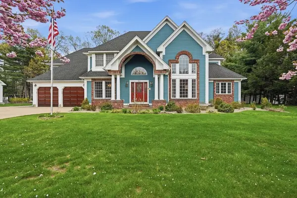 42 Gary Dr, Westfield, MA 01085