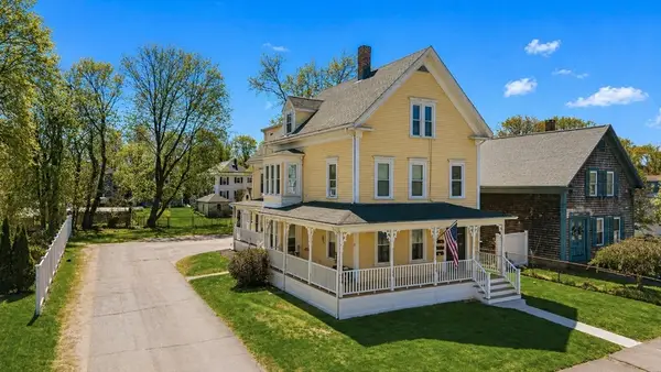 10 Barrows Street, Middleboro, MA 02346