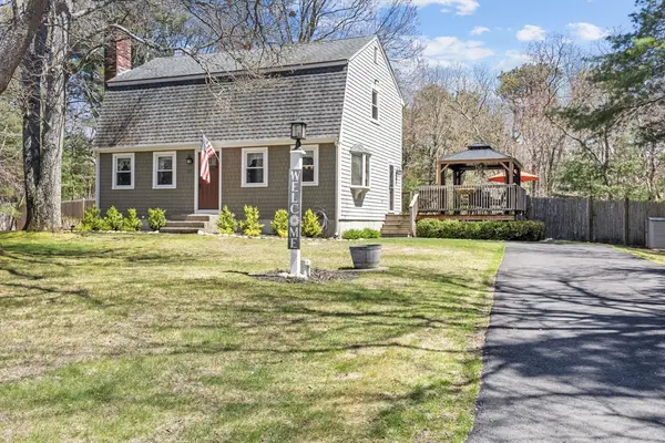 57 Dorothy Dr, Plymouth, MA 02360