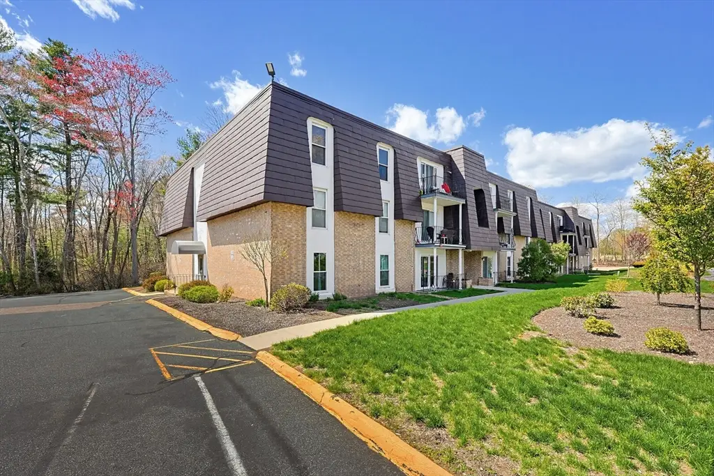 23 Shadowbrook Ln #18, Milford, MA 01757 - #1