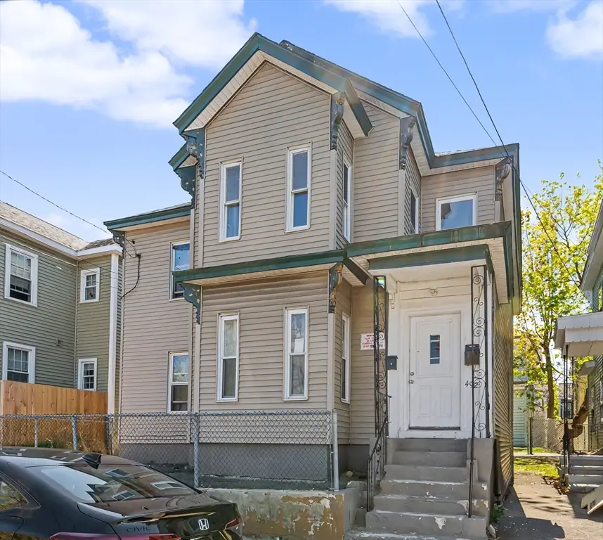 492 Fletcher St, Lowell, MA 01854 - #1