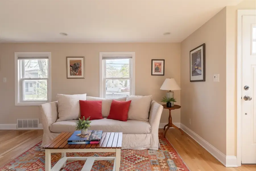75 Fremont St, Arlington, MA 02474 - #3
