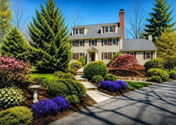 19 Pheasant Lane, Topsfield, MA 01983