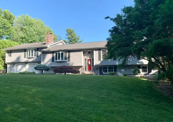 28-R Woodside Dr, Grafton, MA 01519