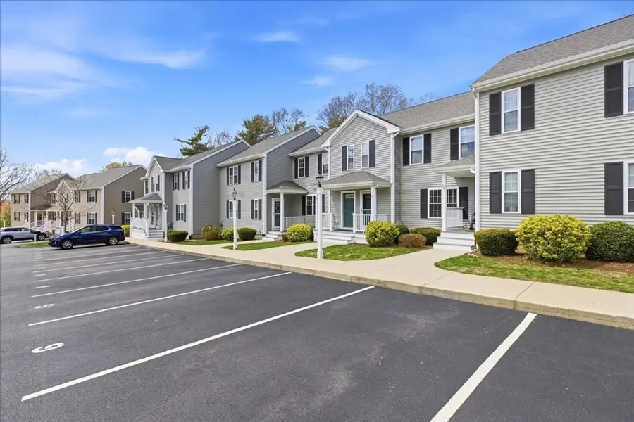 101 Cherry St #8, Plymouth, MA 02360 - #3