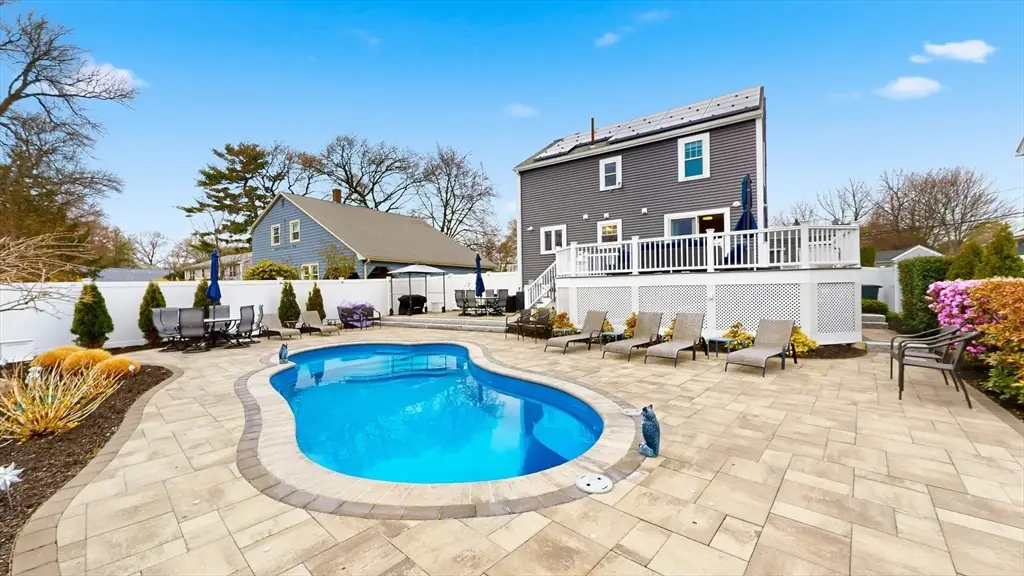 17 Lenox Ave, Saugus, MA 01906 - #1