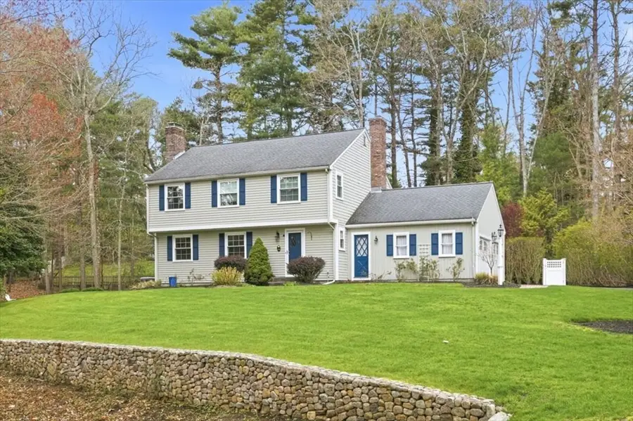 126 Flint Locke Dr, Duxbury, MA 02332 - #2
