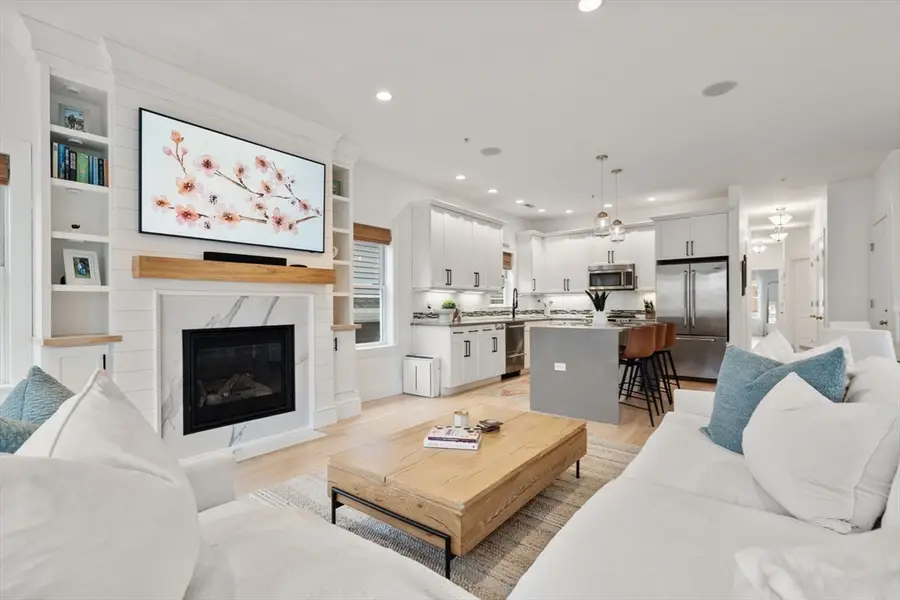 745 E Broadway #3, Boston, MA 02127 - #2