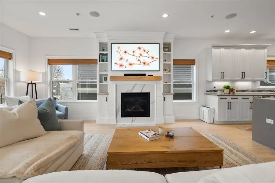 745 E Broadway #3, Boston, MA 02127 - #3