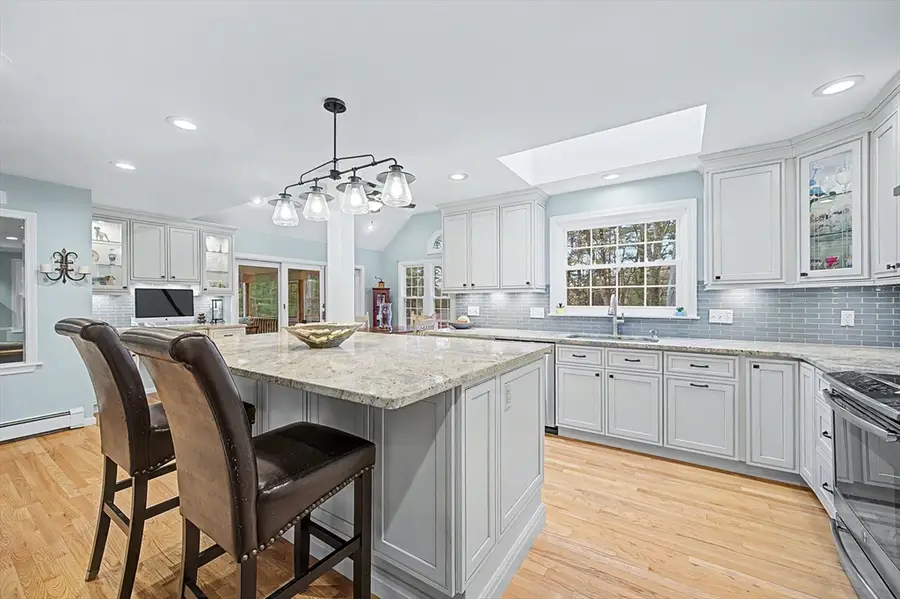 8 Pheasant Hill Rd, Hopkinton, MA 01748 - #3