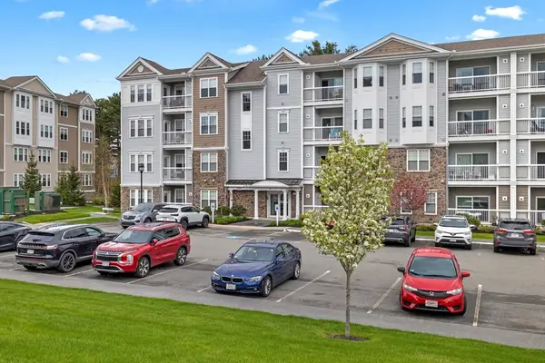 4 Francis Dr #311, Andover, MA 01810