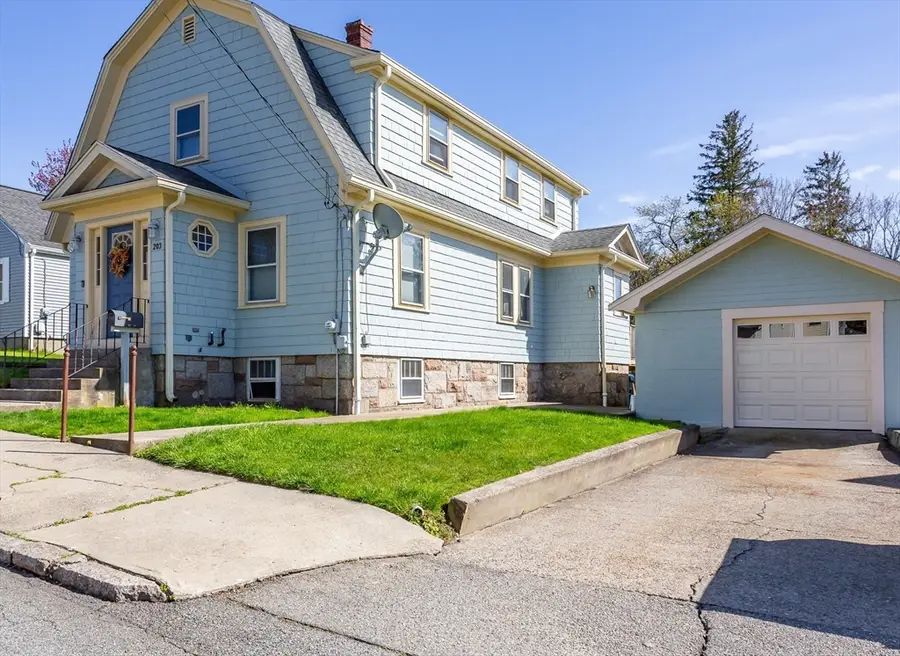 203 Hooper St, Tiverton, RI 02878 - #2