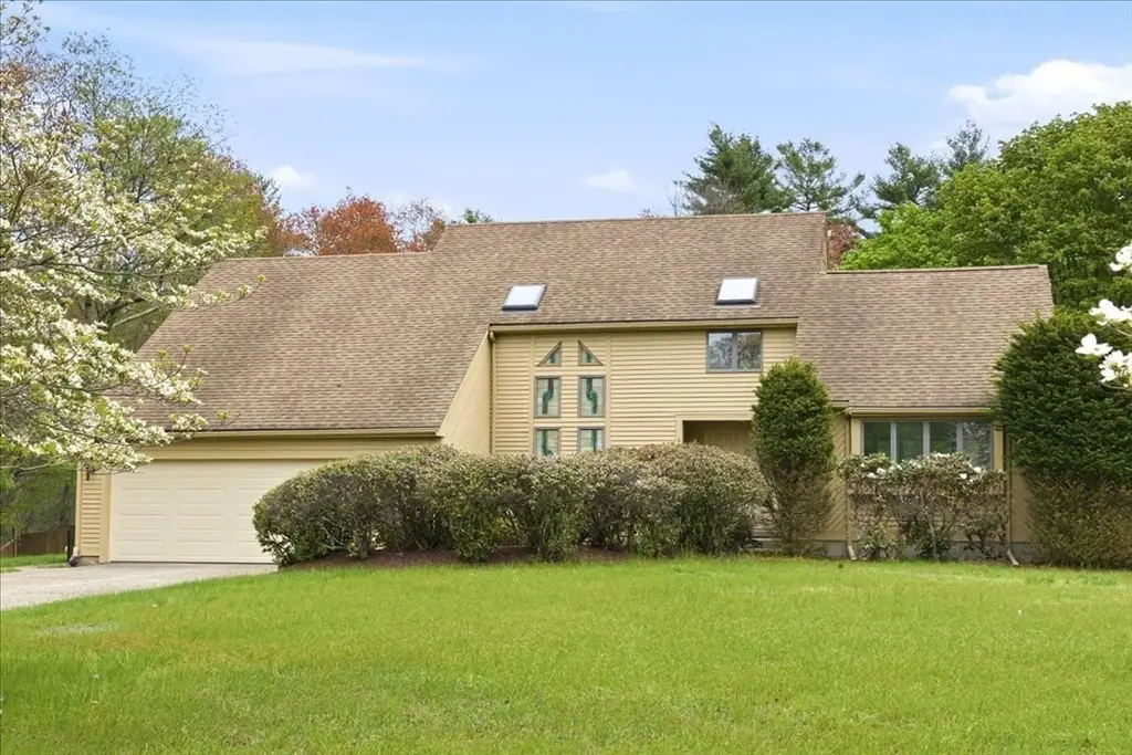 6 Hoover Rd, Norfolk, MA 02056 - #1