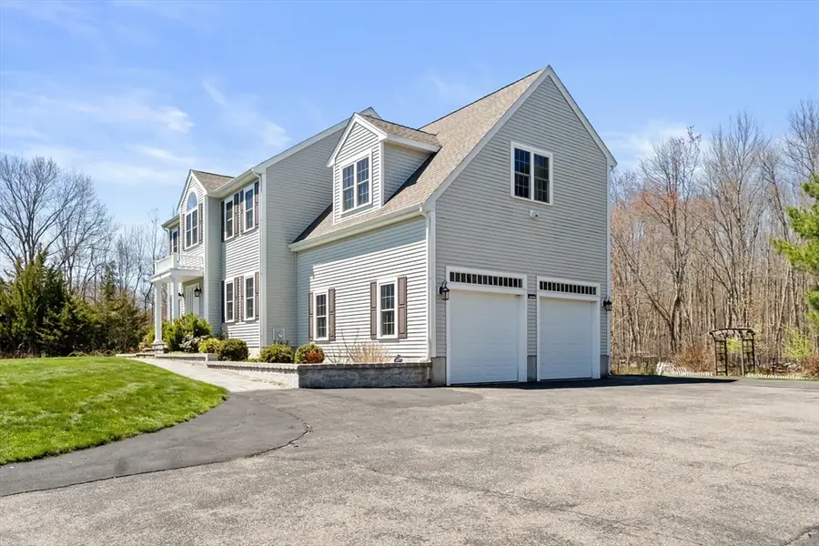 221 Chestnut St, Abington, MA 02351 - #3