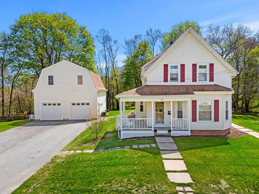 37 Lakeview St, Whitman, MA 02382 - #2