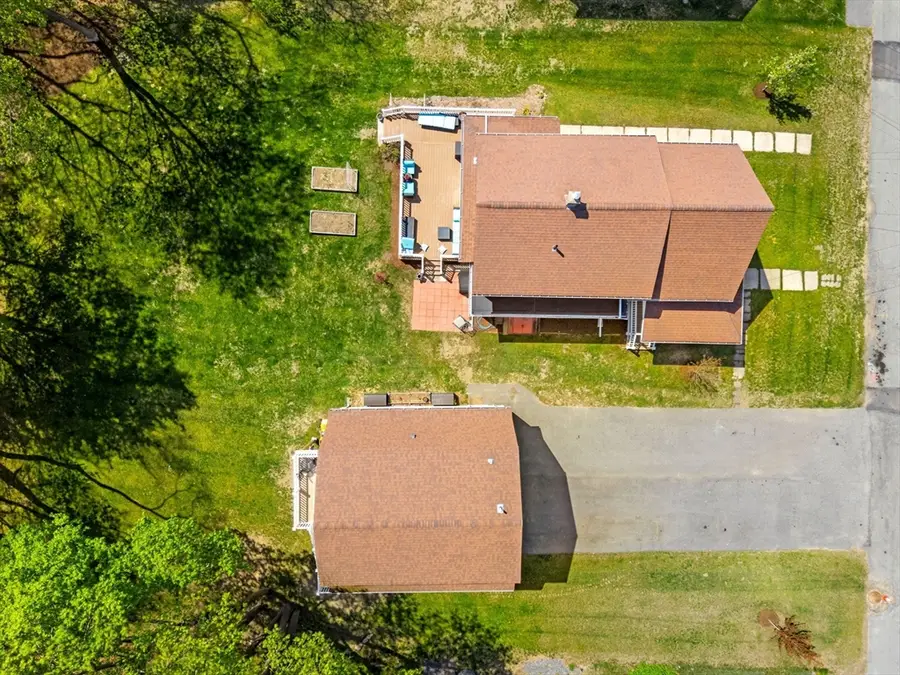 37 Lakeview St, Whitman, MA 02382 - #3