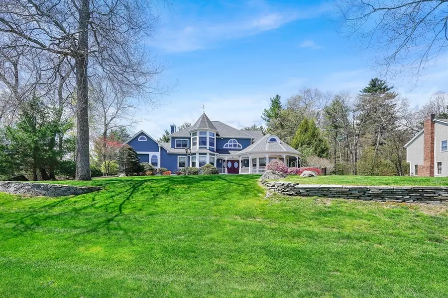 90 Southwood Dr, Ludlow, MA 01056 - #2