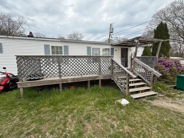 14 Patriot Circle, Plymouth, MA 02360