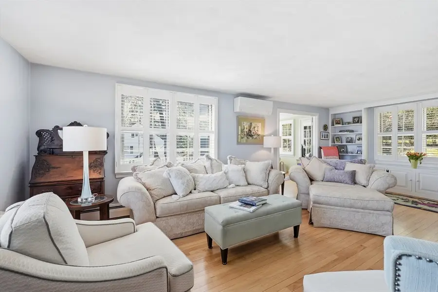 11 Drury Ln, Worcester, MA 01609 - #2