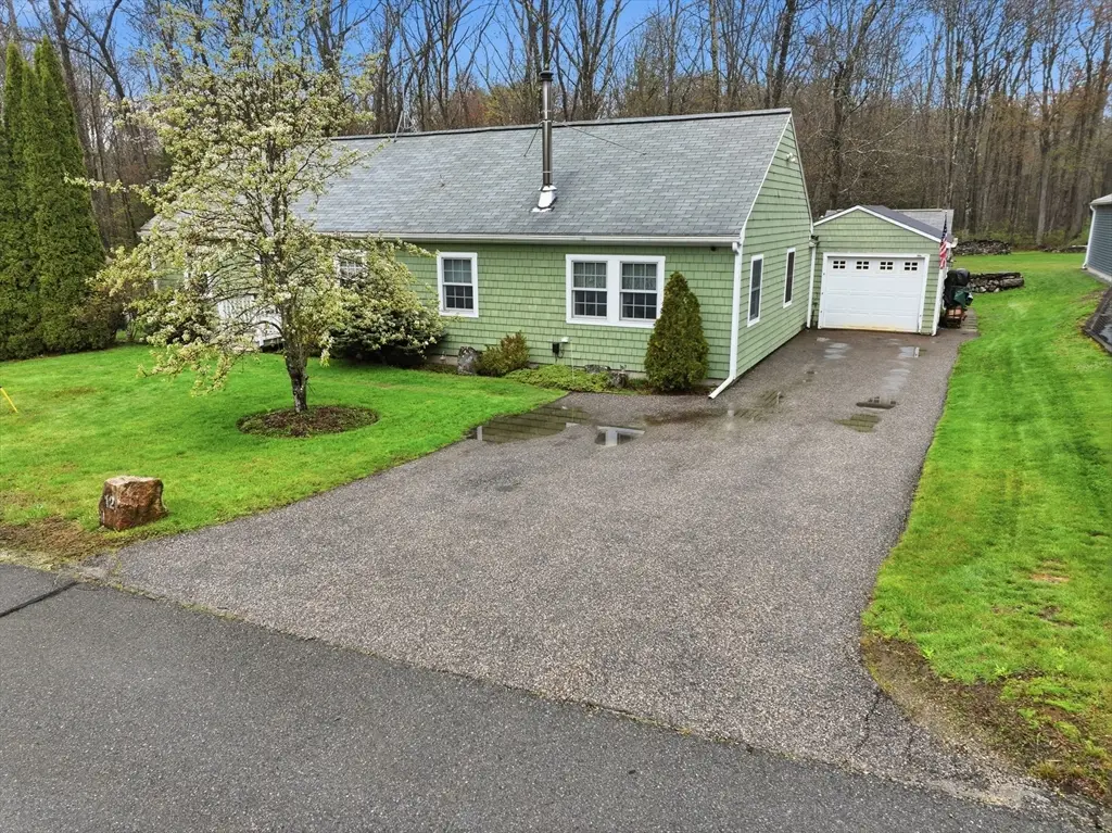 12 Holcomb Street, Leicester, MA 01524 - #1