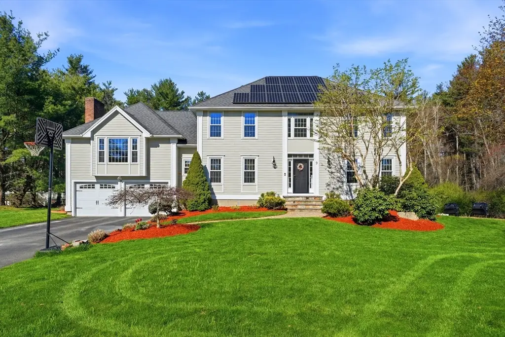 9 Belknap Dr, Andover, MA 01810 - #1