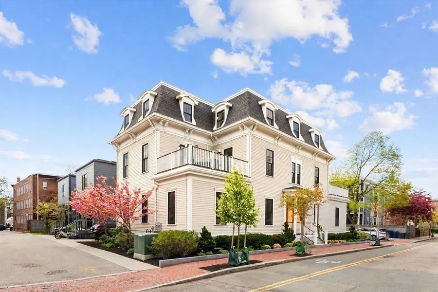 160 Norfolk St #1, Cambridge, MA 02139 - #2