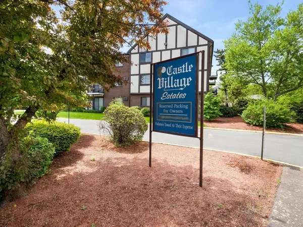 159 Bittersweet Ln #103, Randolph, MA 02368