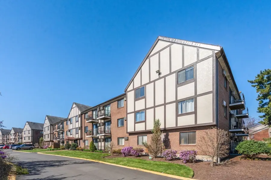 159 Bittersweet Ln #103, Randolph, MA 02368 - #2