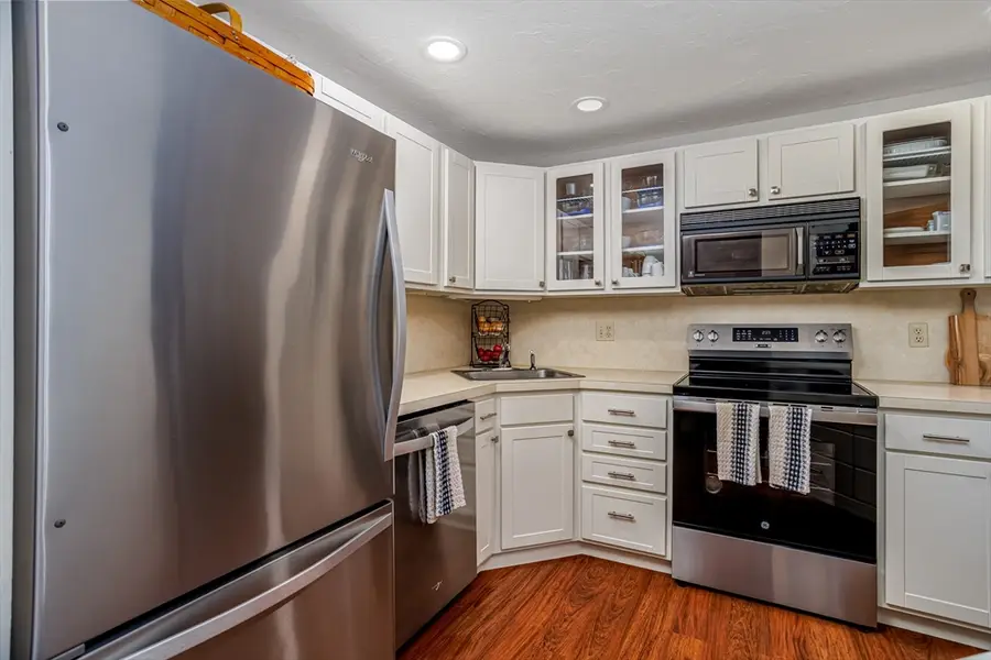 920 Ridgefield Cir #920B, Clinton, MA 01510 - #2