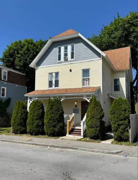 15 Russell St, Worcester, MA 01609