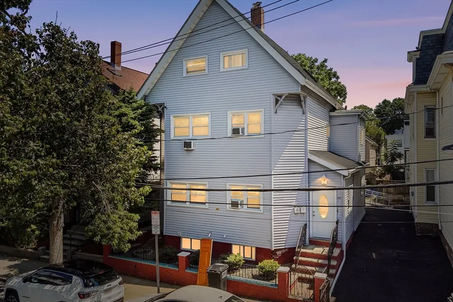32 Rush St, Somerville, MA 02145 - #2