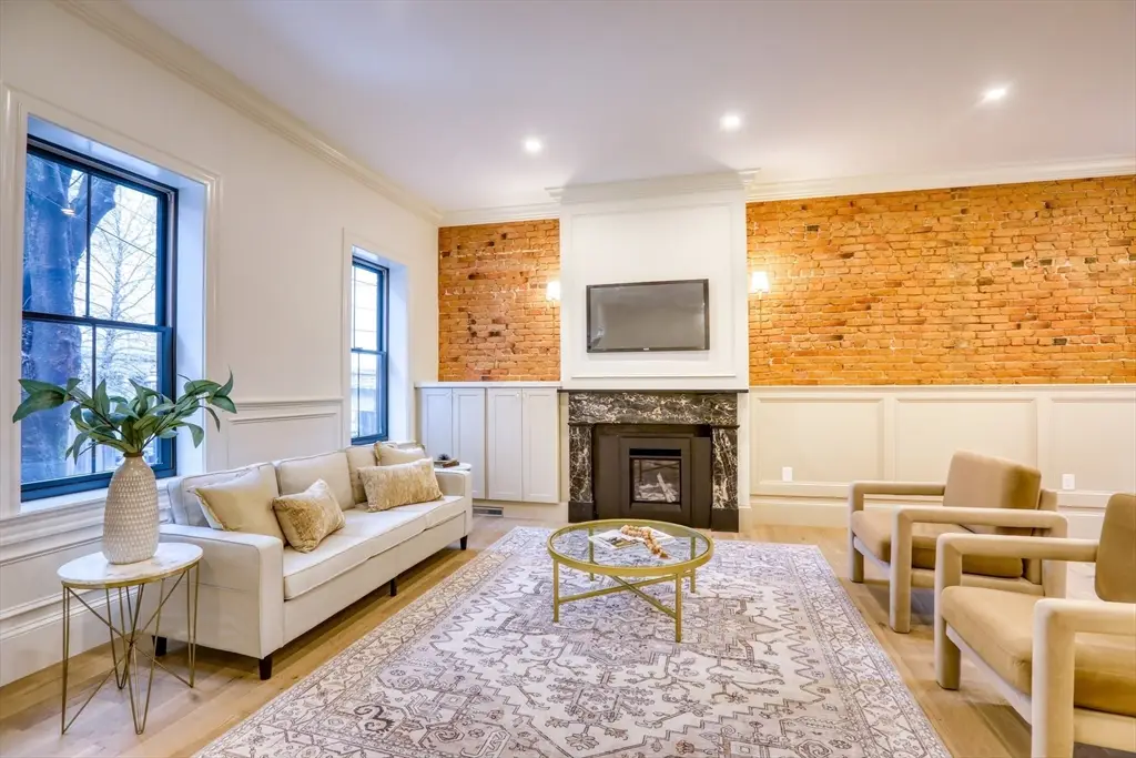 16 Chestnut Street, Boston, MA 02129 - #1
