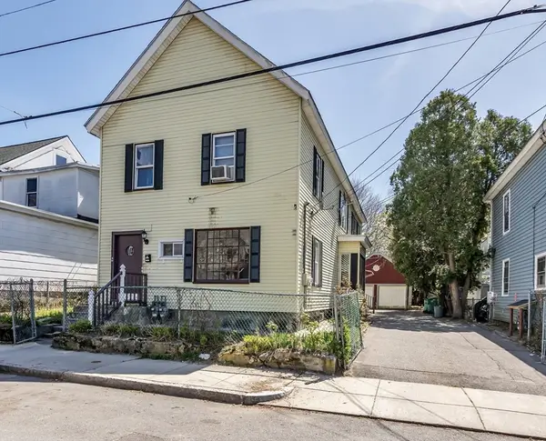 69 Lilley Ave, Lowell, MA 01850