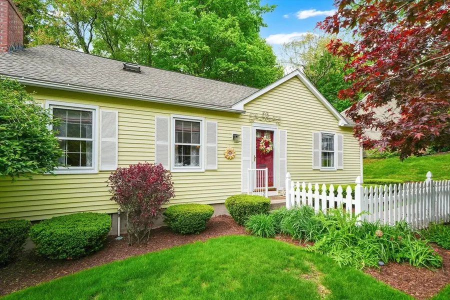 29 Crescent Hill, East Longmeadow, MA 01028 - #2