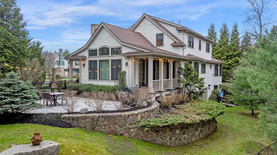 24 Whitehall Cir, Beverly, MA 01915 - #3
