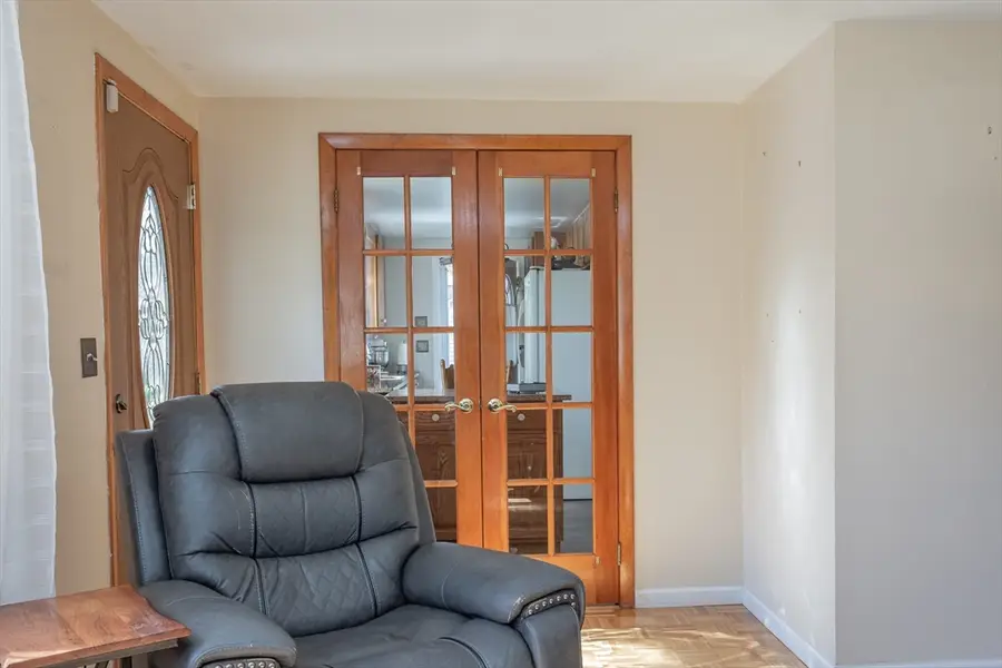 60 Jacob St, Brockton, MA 02302 - #3