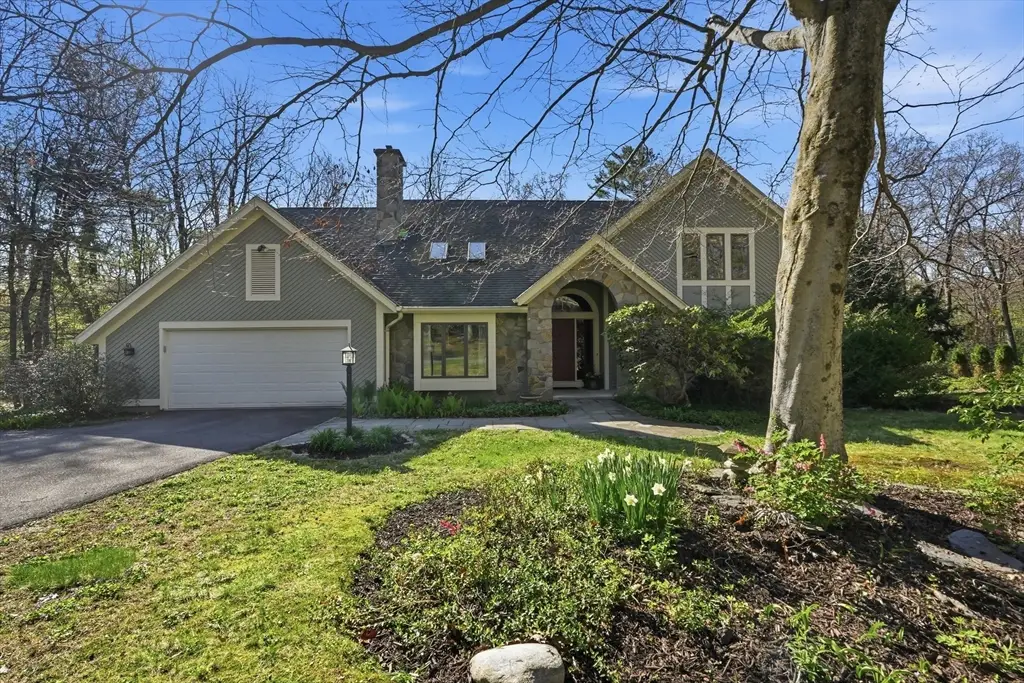 28 Trillium Way, Amherst, MA 01002 - #1
